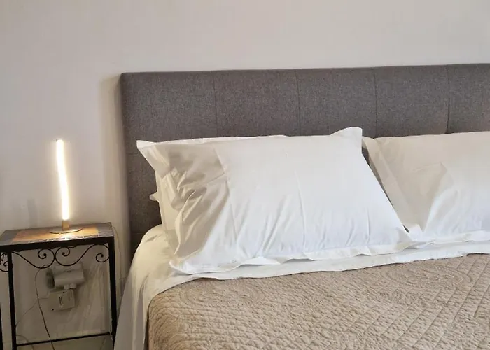 Le Lamartine Apartment *